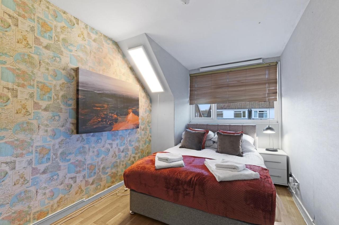 Staiforce 2 Bedroom House With Parking ميدينهيد المظهر الخارجي الصورة